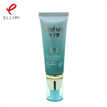 Kozmetická tuba s hlavičkou pumpy